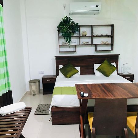 Cinnamon Airport Residencies Katunayaka Bagian luar foto