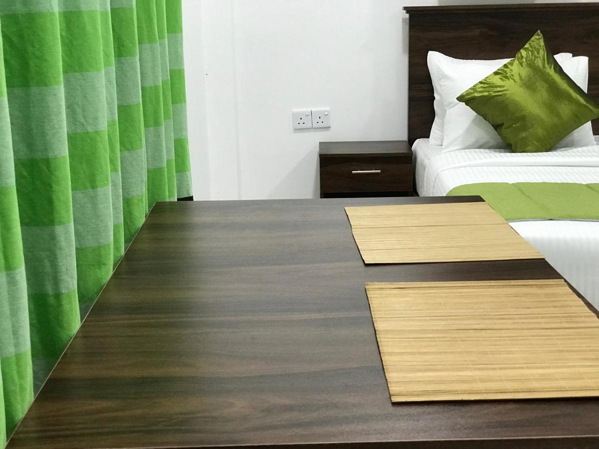 Cinnamon Airport Residencies Katunayaka Bagian luar foto
