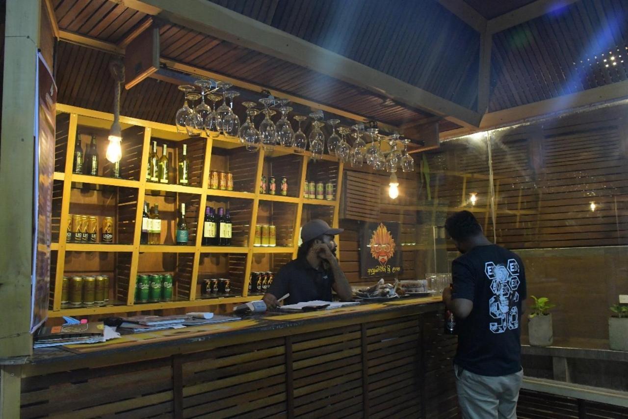 Cinnamon Airport Residencies Katunayaka Bagian luar foto