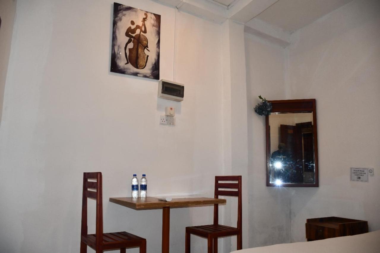 Cinnamon Airport Residencies Katunayaka Bagian luar foto
